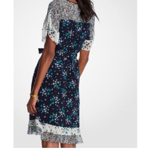 Ann Taylor Blue Mixed Floral Print Flounce Short Sleeve Dress Size 12 - Picture 3 of 13
